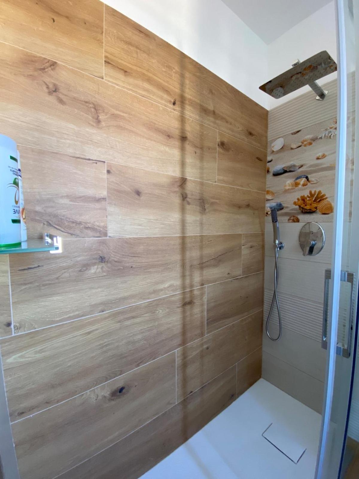 Duck House Gemelli Apartment โรม ภายนอก รูปภาพ